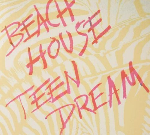 Beach House-«Teen Dream»: Un viaje introspectivo hacia la incertidumbre del ser