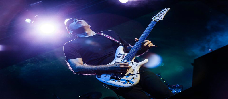 Joe Satriani en Chile: La magia de una noche instrumental
