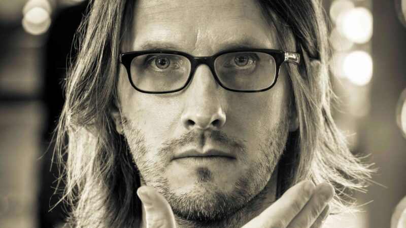 Steven Wilson lanza tema navideño «con una versión de sí mismo» a través de Chat GPT