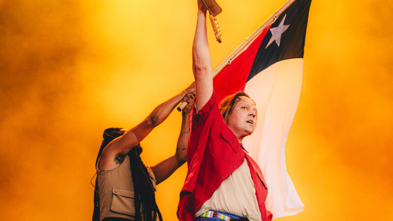 Arcade Fire en Lollapalooza Chile 2024: Sucumbiendo a las emociones
