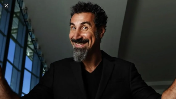 Serj Tankian lanzará nuevo EP con canciones que estaban destinadas a System of a Down