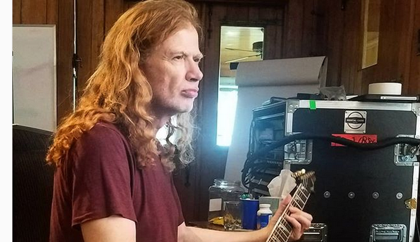 Dave Mustaine está de regreso en el estudio trabajando en el nuevo álbum de Megadeth