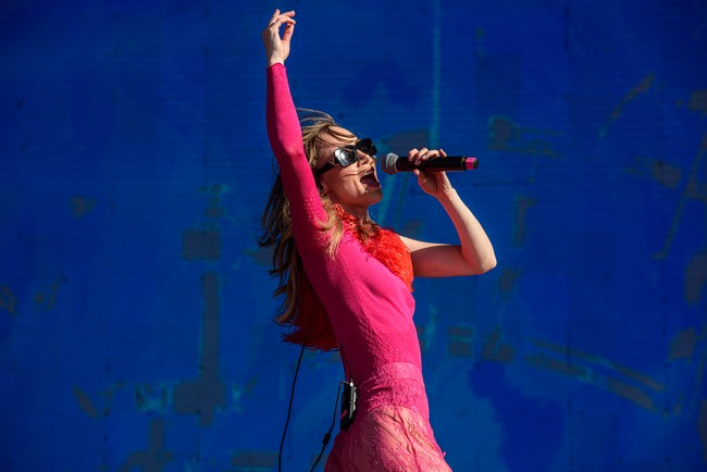 Suki Waterhouse en Lollapalooza Chile: Un intenso debut