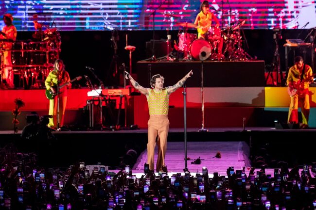 Harry Styles en Chile: Histeria, llanto y buen pop