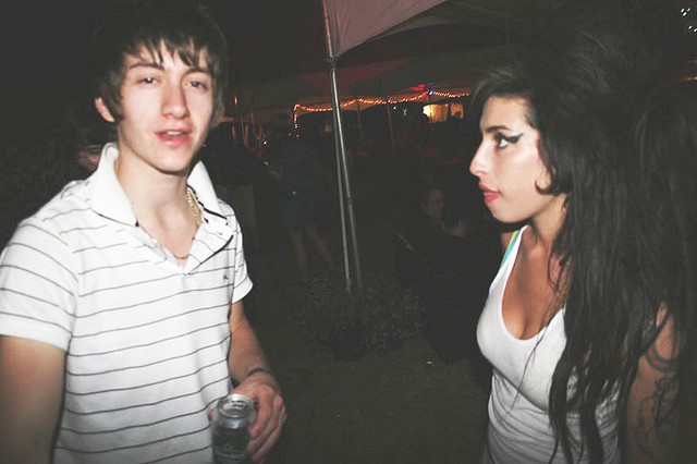 2×1: “You Know I’m No Good” Amy Winehouse vs. Arctic Monkeys