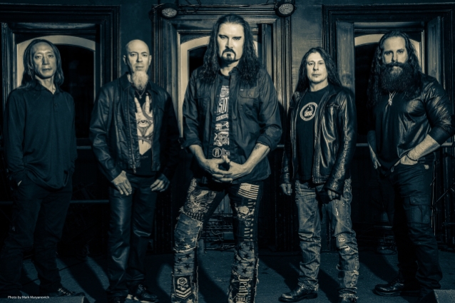 Dream Theater presenta su nuevo single, escucha «Untethered Angel»