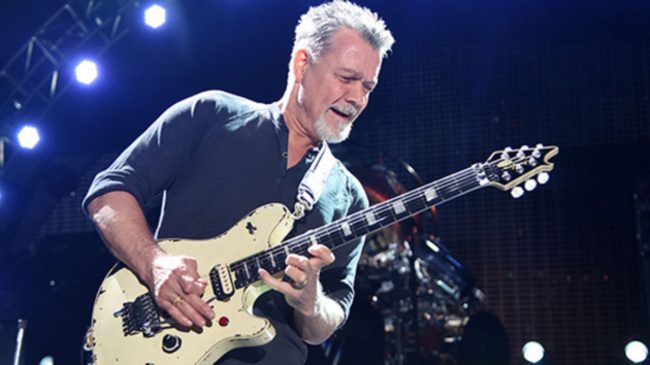 Devastador: ha fallecido Eddie Van Halen, uno de los más grandes guitarristas de la historia del rock