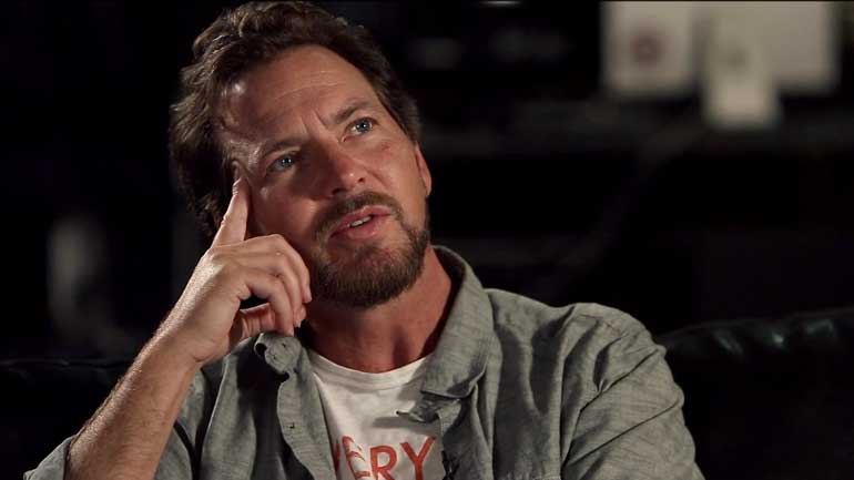 VIDEO: Eddie Vedder muestra nueva canción que será parte del soundtrack de Twin Peaks