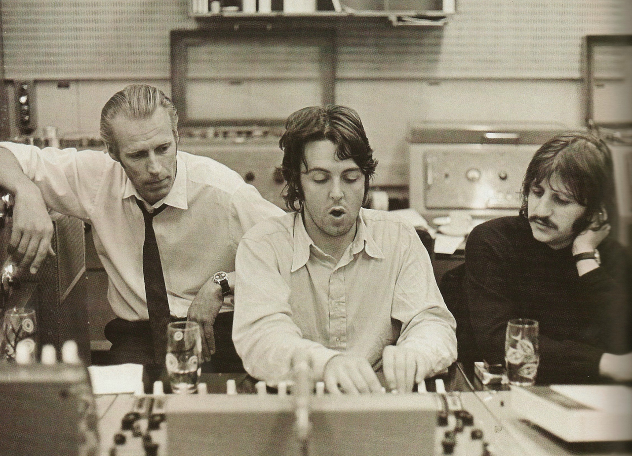 Falleció George Martin, el legendario productor de The Beatles