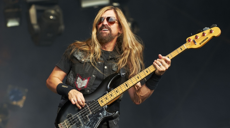 Megadeth confirma a James LoMenzo como su nuevo bajista