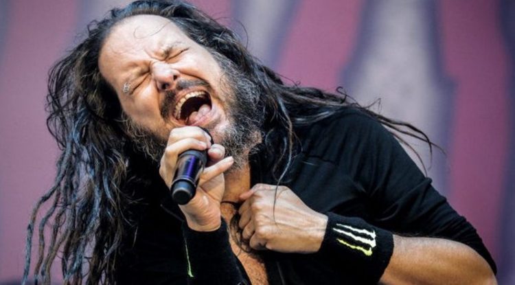Jonathan Davis de Korn: «En el nu-metal hay un montón de mala música»