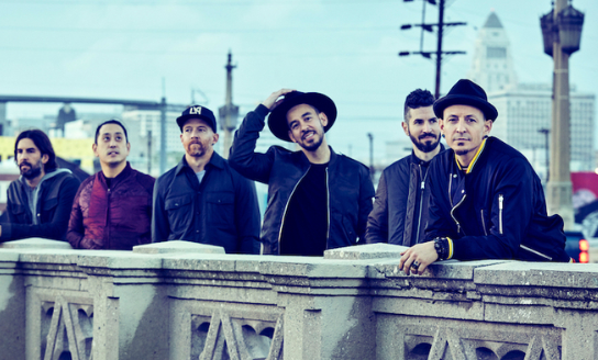 Linkin Park recuperan el bombazo «QWERTY» en su nuevo lanzamiento recopilatorio «Papercuts»