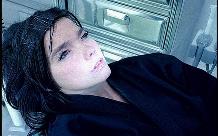 Videografía Rock: “Army of Me” – Björk