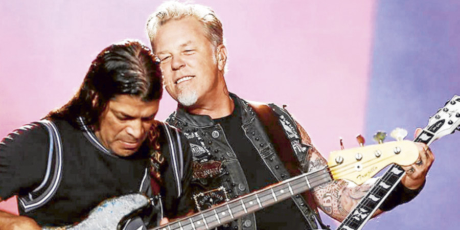 Metallica publica oficialmente su actuación de «Moth Into Flame» en Chile