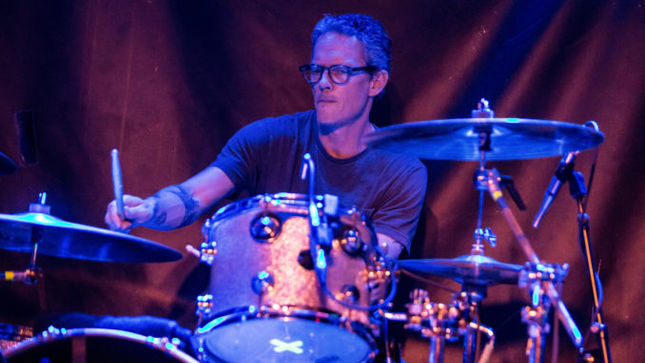 Pearl Jam se reunió con Dave Krusen e interpretaron temas de “Ten”