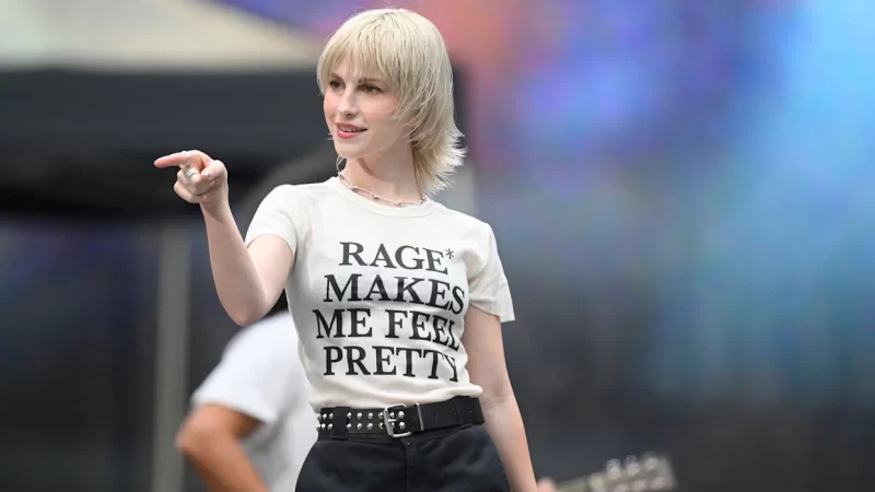 Hayley Williams: «No quiero racistas cerca, ni gente sexista cerca, ni gente que piense que las personas trans son una carga»