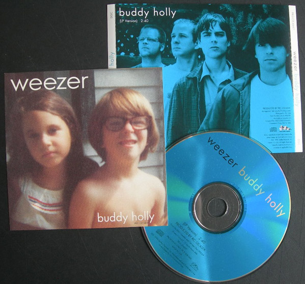 Песня бадди. Бадди Холли Weezer. Weezer buddy Holly. Weezer buddy Holly клип. Weezer buddy Holly Lyrics.