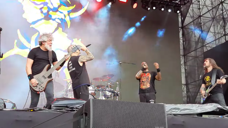 VIDEO: Sepultura comparte con miembros de Pantera, Anthrax y Trivium en el Knotfest Brasil