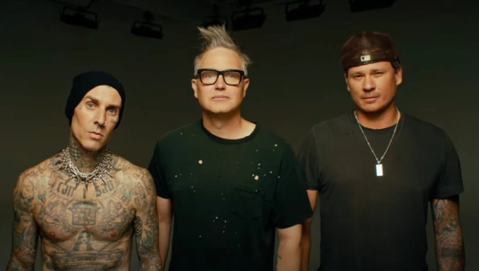 Blink-182 se reúne con Tom DeLonge,lanza álbum y gira (y llegan a Chile a Lollapalooza)