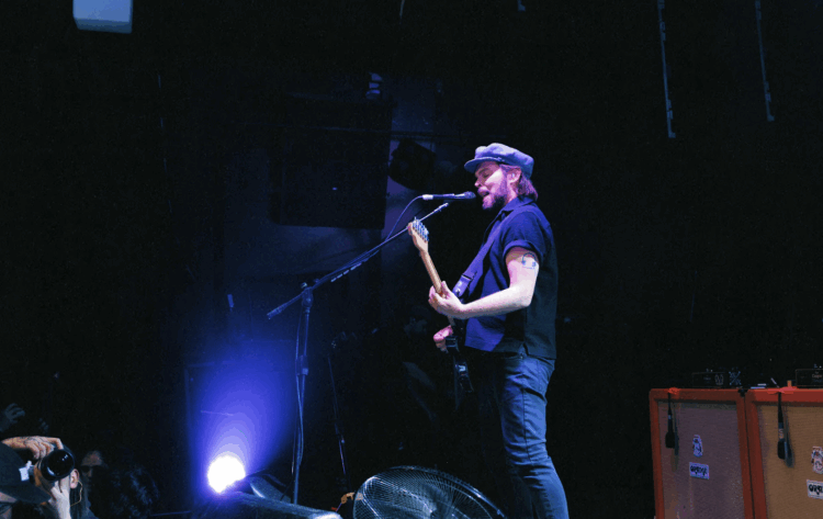 Supergrass en Chile: Un debut cómplice y salvaje