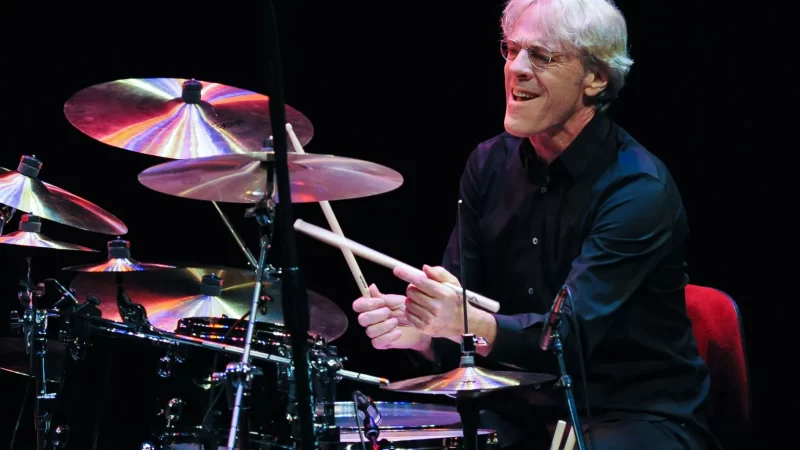 Stewart Copeland llega al Teatro Municipal de Santiago con los éxitos de The Police