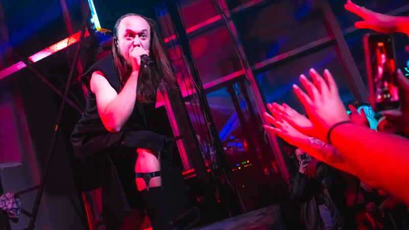 Molchat Doma en Chile: Bailando entre las sombras