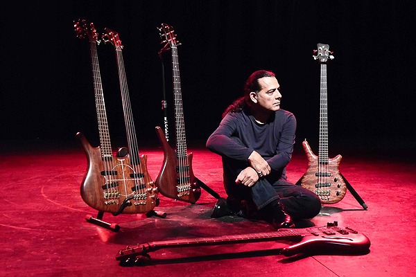 Jorge Campos, el gran bajista nacional de rock fusión abrirá para los finlandeses de Apocalyptica