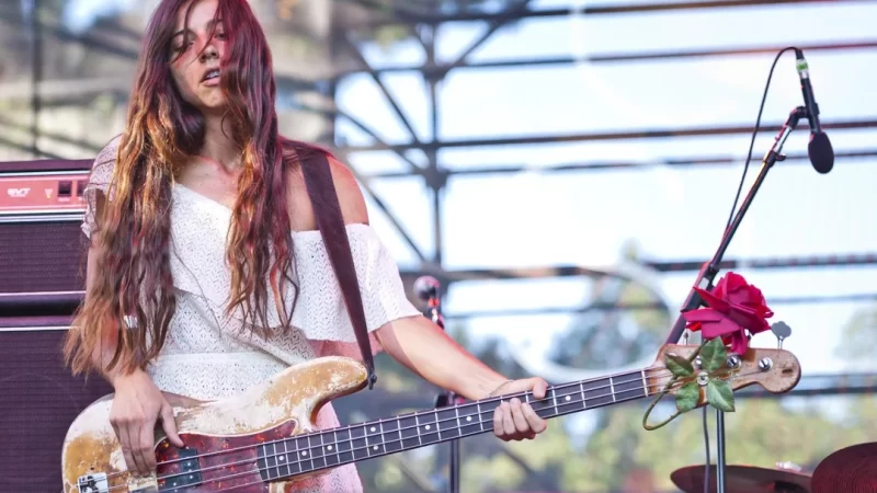 Paz Lenchantin anuncia su debut en solitario:  tendrá colaboraciones de sus ex compañeros de A Perfect Circle