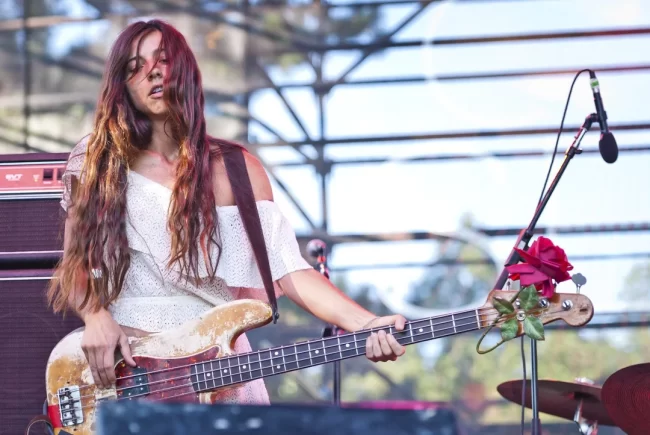 Paz Lenchantin anuncia su debut en solitario: tendrá colaboraciones de sus ex compañeros de A Perfect Circle