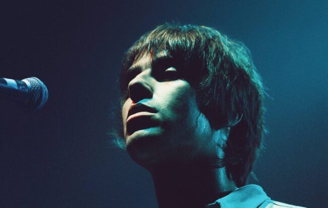 Liam Gallagher anuncia tour de celebración por los 30 años de «Definitely Maybe»