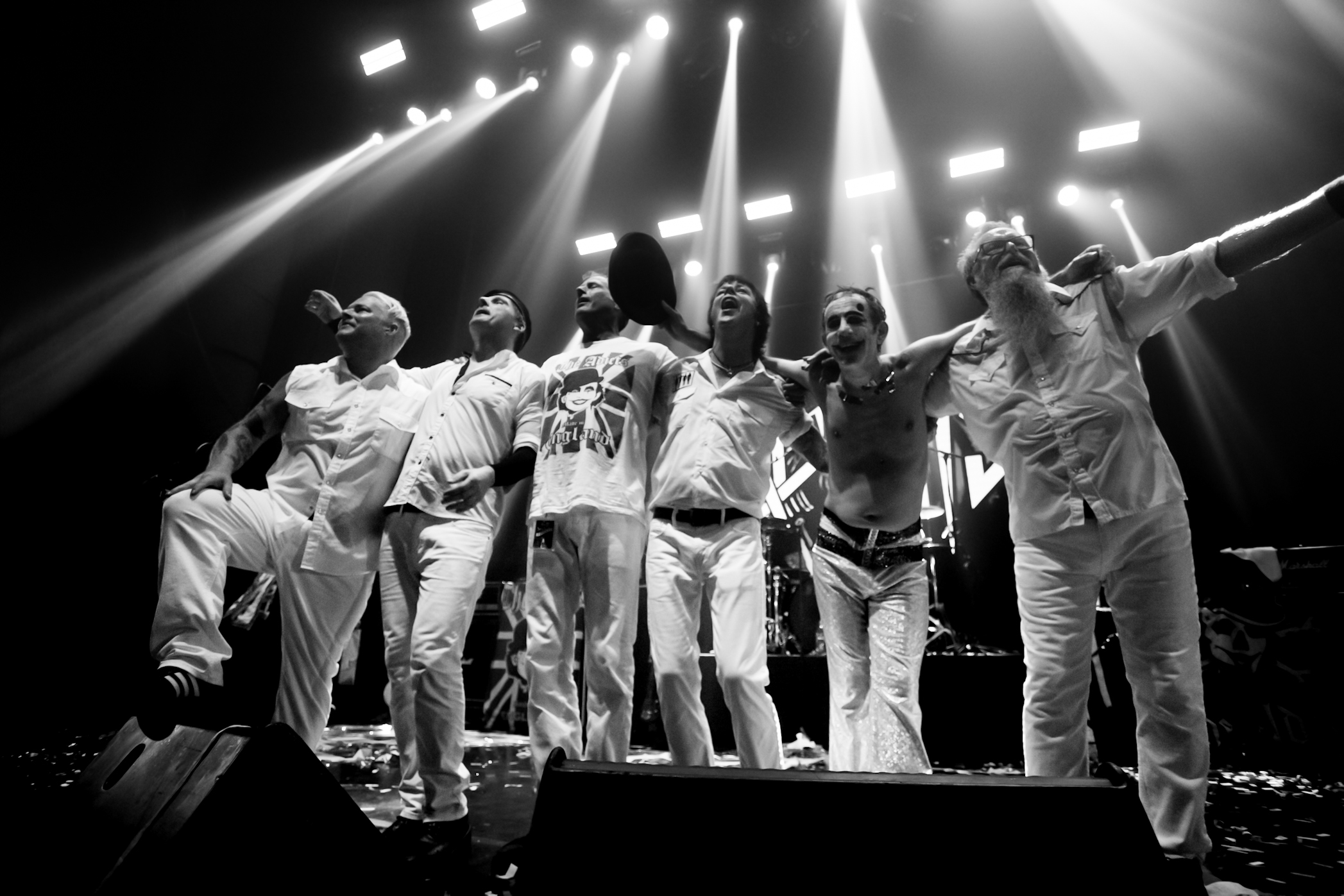 The Adicts en Chile: El oficio del espectáculo