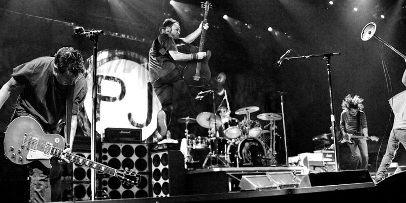 En el día de su primer show en Chile Pearl Jam confirma su nuevo álbum de estudio