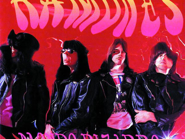 Disco Inmortal: Ramones – Mondo Bizarro (1992)