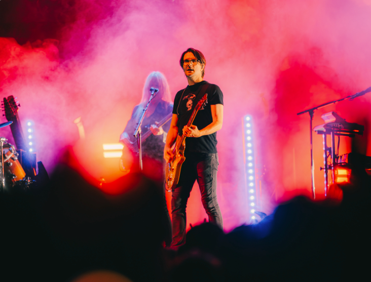 Steven Wilson en Chile: Una odisea espacial que invitó a mirar hacia las estrellas