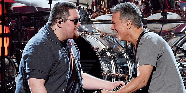 Wolfgang Van Halen debuta single en solitario en honor a su padre Eddie