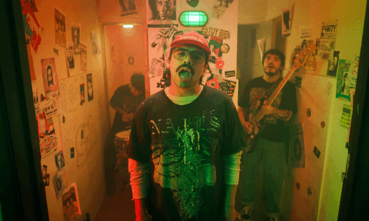 La canción que se transformó en un himno: Estoy Bien estrena video para «Frente a Frente»