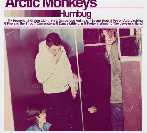 «Humbug»: Josh Homme marcando el pulso del ascendente rumbo de Arctic Monkeys