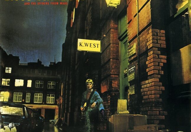 Se reedita el clásico «Ziggy Stardust and the Spiders From Mars» de David Bowie para conmemorar sus 40 años