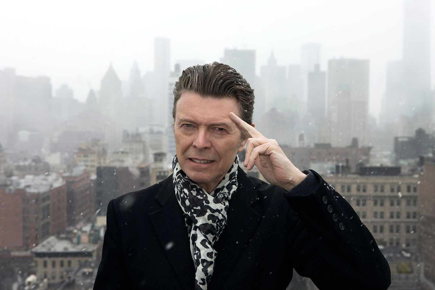Estrenan video nuevo de David Bowie, parte de su último álbum «Blackstar»
