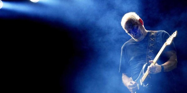 VIDEO: David Gilmour tributó a Prince mezclando “Comfortably Numb” y “Purple Rain” en vivo