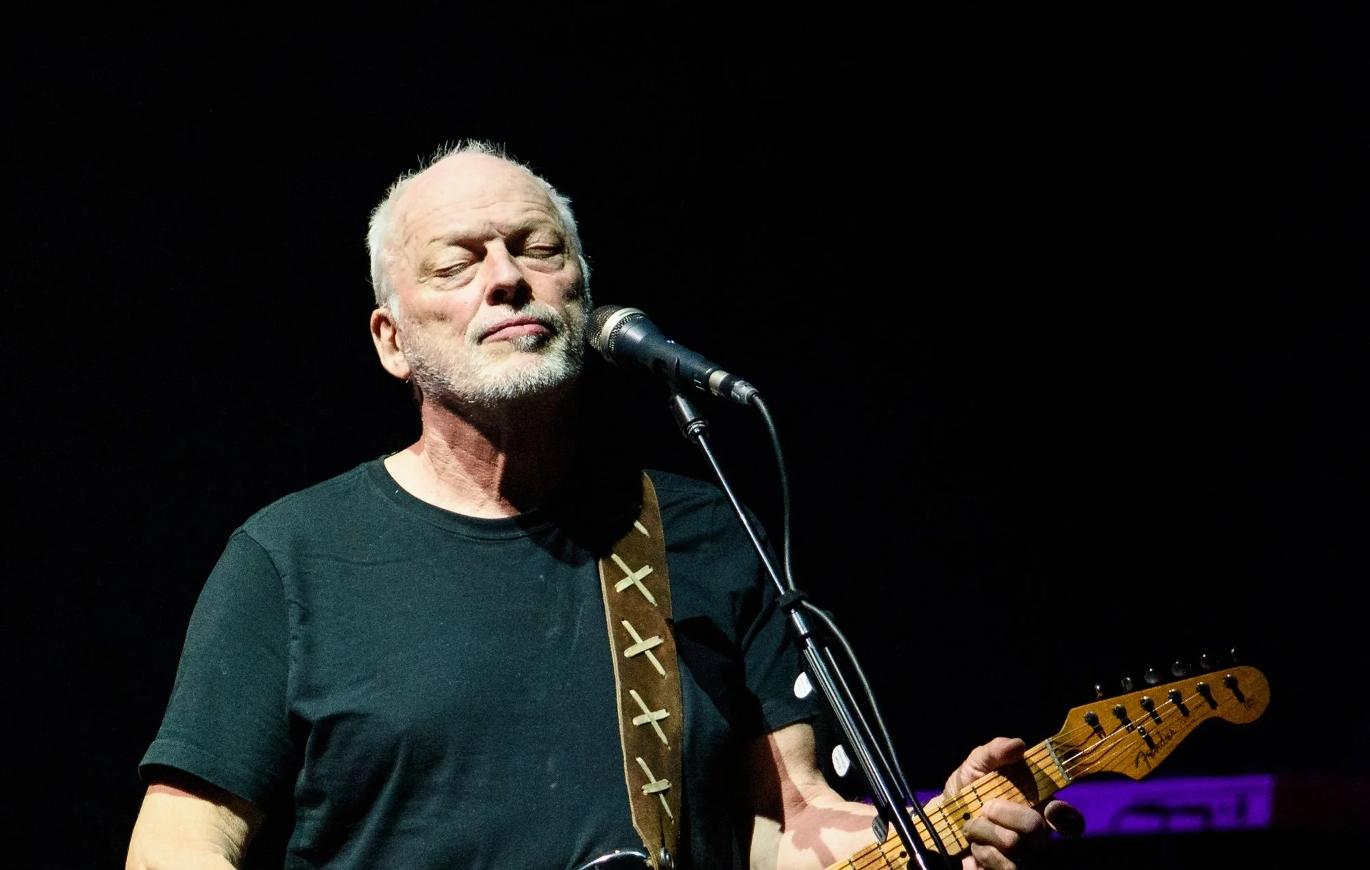 Con brindis: David Gilmour celebra que «Wish You Were Here» de Pink Floyd vuelve al tope de las listas después de 50 años