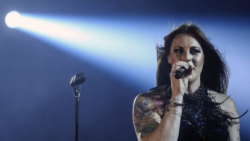 Floor Jansen de Nightwish anuncia que padece cáncer