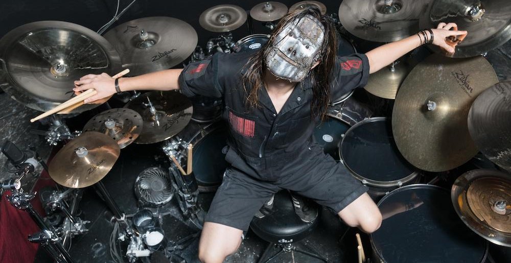 Baterista de Slipknot sangra durante las grabaciones del nuevo disco