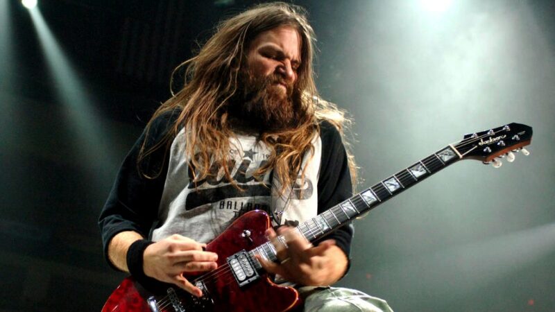 El guitarrista de Lamb of God lanzará álbum con grandes voces del rock y metal