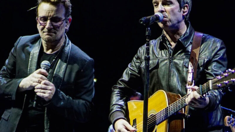 U2 invitó a Noel Gallagher para interpretar en vivo ‘I Still Haven’t Found What I’m Looking For’