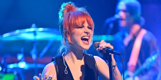 Video: Mira a Paramore presentando su nuevo tema en el show de Jimmy Fallon