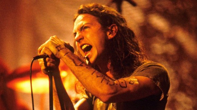 Pearl Jam publica su aclamado MTV Unplugged de 1992 en plataformas de streaming, CD y vinilo