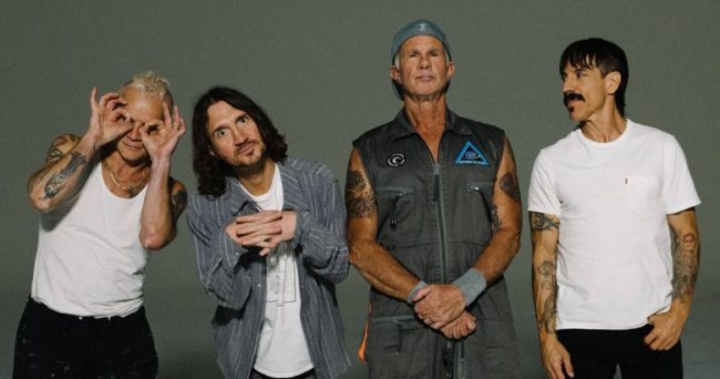 Red Hot Chili Peppers regresa hoy a los shows en vivo y estrena nuevo video
