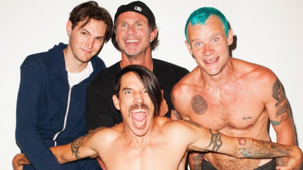 Escucha “We Turn Red”, tercer adelanto del nuevo disco de Red Hot Chili Peppers