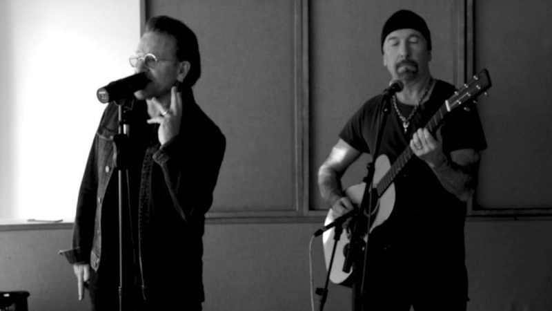 U2 lanza versión acústica de «Sunday Bloody Sunday» a 50 años del «domingo sangriento»